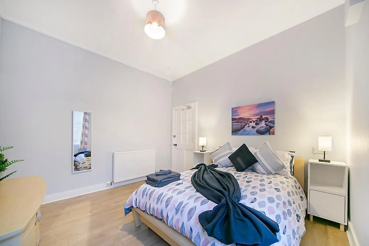 Constancevilla B9 - Grampian Lettings Ltd أبردين
